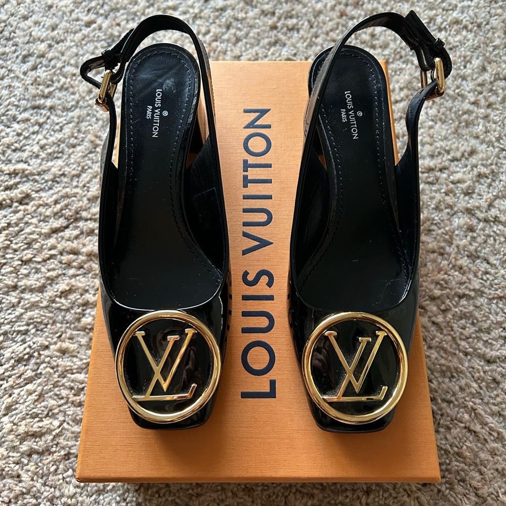 Cutest Louis Vuitton black patent leather Madeline slingback pumps size 36